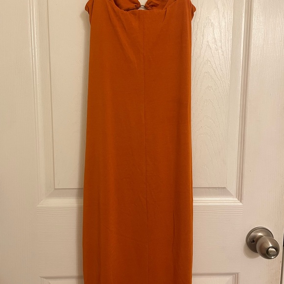 Yasmeen Midi Rust dress by Camila Coelho - Picture 6 of 6